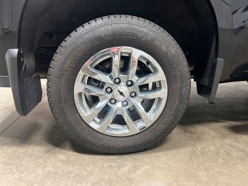 Certified 2020 Chevrolet Silverado 1500 RST image 10