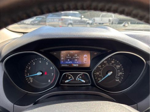 Used 2016 Ford Focus Titanium image 19