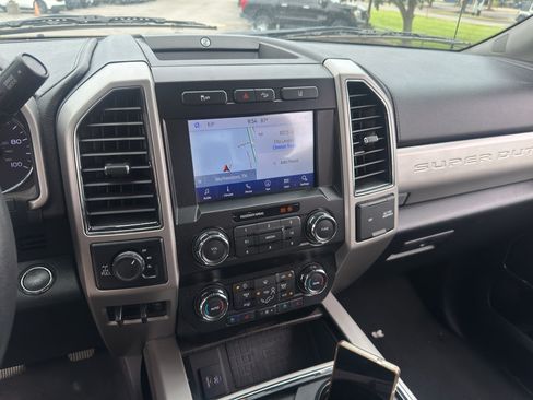 Used 2020 Ford F250 Lariat w/ Lariat Ultimate Package AWD/4WD image 30