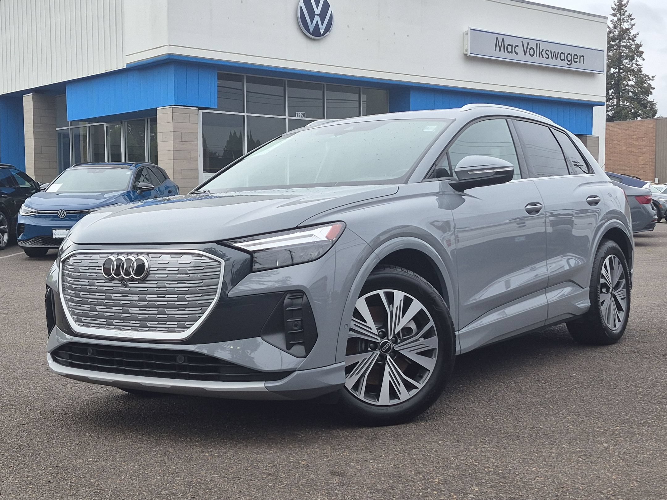 Used 2024 Audi Q4 e-tron Premium w/ Premium Plus RWD image 1