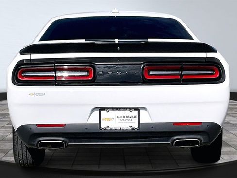 Used 2021 Dodge Challenger SXT w/ Plus Package image 4