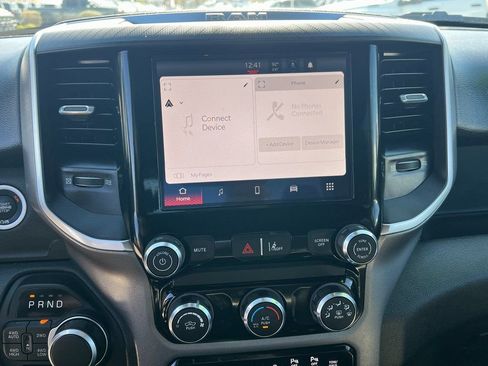 Certified 2025 RAM 1500 Big Horn image 24