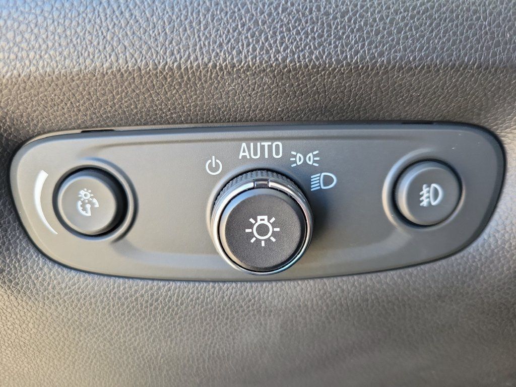 Used 2019 Chevrolet Traverse RS AWD/4WD image 25