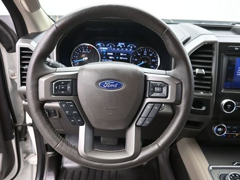 Used 2020 Ford Expedition XLT w/ Equipment Group 202A image 7