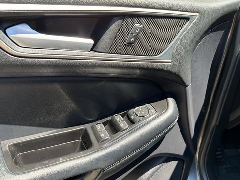 Used 2020 Ford Edge SEL w/ Cargo Accessory Package FWD image 11
