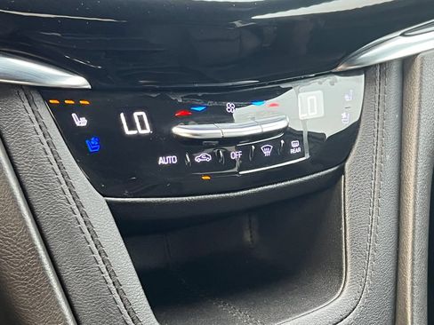 Certified 2024 Cadillac XT6 Sport w/ Technology Package AWD/4WD image 31