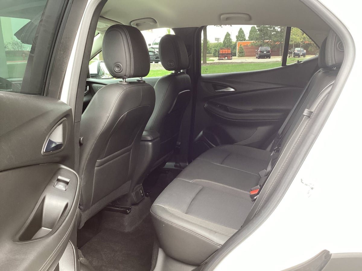 Used 2023 Buick Encore GX Preferred w/ Cold Weather Comfort Package FWD image 9