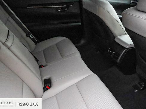Used 2018 Lexus ES 350 w/ Navigation System Package image 13
