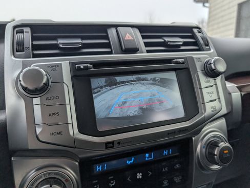 Used 2016 Toyota 4Runner Limited image 17