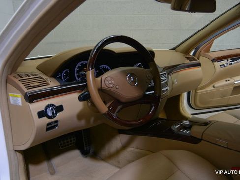 Used 2013 Mercedes-Benz S 550 4MATIC image 11