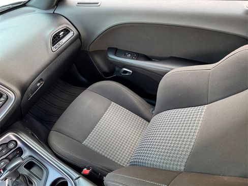 Used 2020 Dodge Challenger GT image 17