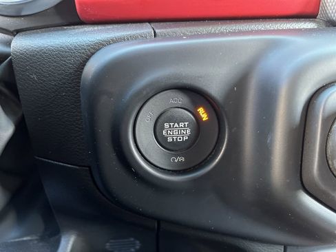 Used 2022 Jeep Gladiator Rubicon w/ LED Lighting Group image 35