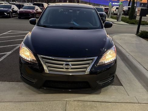 Used 2015 Nissan Sentra SV image 1