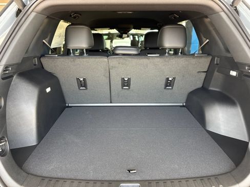 New 2026 Chevrolet Equinox LT w/ Convenience Package II FWD image 16