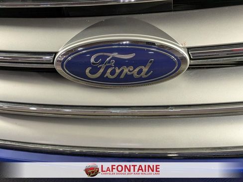 Used 2015 Ford Edge Titanium w/ Equipment Group 301A image 9