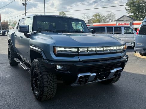 Used 2024 GMC Hummer EV 3X w/ Omega Edition AWD/4WD image 9