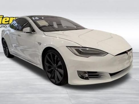 Used 2016 Tesla Model S 60D AWD/4WD image 7