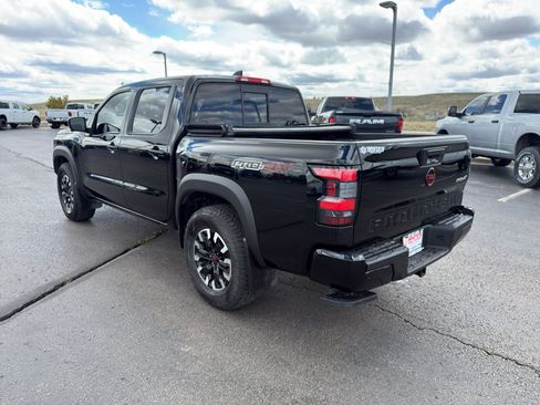 Used 2022 Nissan Frontier PRO-4X AWD/4WD image 7