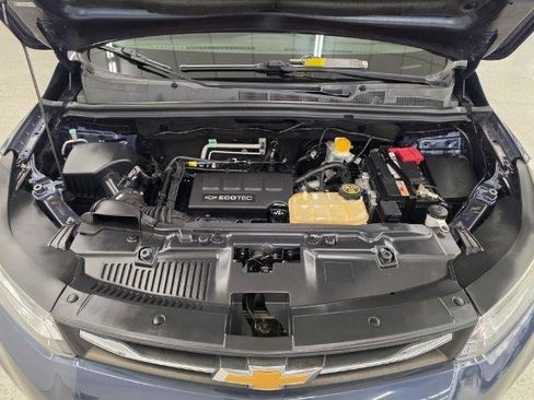 Used 2019 Chevrolet Trax LS FWD image 36