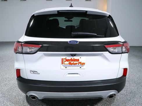 Used 2022 Ford Escape SE FWD image 8
