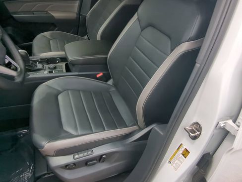 Certified 2023 Volkswagen Atlas Cross Sport SEL Premium R-Line AWD/4WD image 22