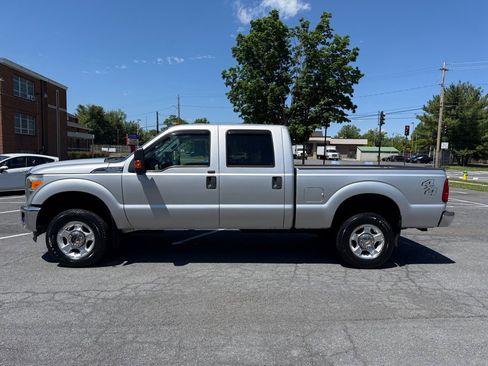 Used 2013 Ford F250 XLT w/ Snow Plow Prep Pkg AWD/4WD image 1