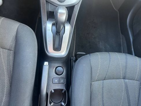 Used 2016 Chevrolet Sonic LT FWD image 15