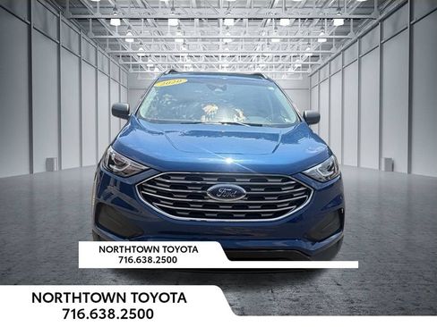 Used 2020 Ford Edge SE AWD/4WD image 3