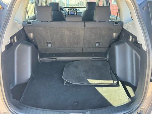 Used 2019 Honda CR-V LX image 28