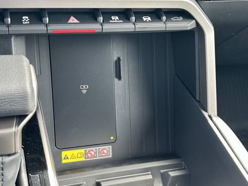 New 2026 Toyota Tundra Limited AWD/4WD image 28