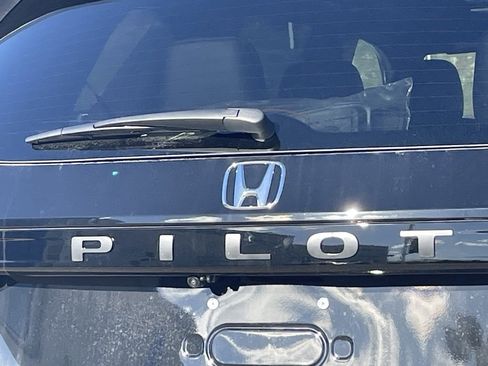 New 2025 Honda Pilot TrailSport image 23