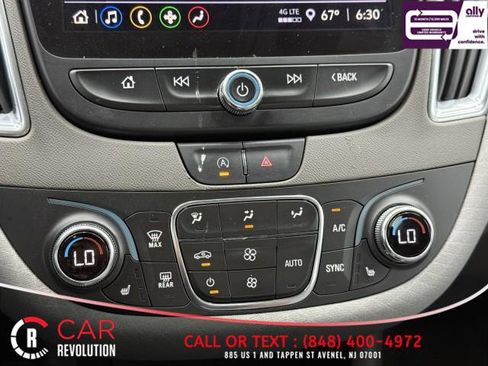 Used 2021 Chevrolet Malibu LT image 33