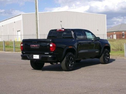 New 2025 GMC Canyon Elevation w/ Convenience Package image 16