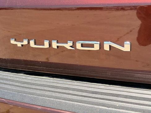 Used 2022 GMC Yukon XL SLE AWD/4WD image 13