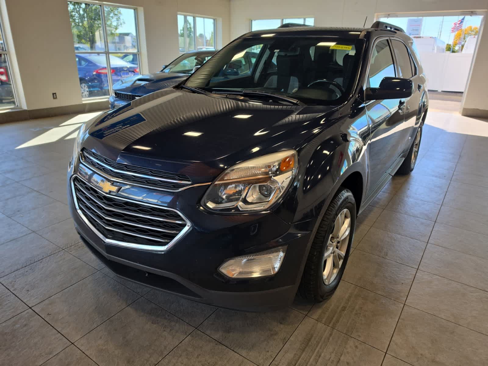 Used 2017 Chevrolet Equinox LT w/ Convenience Package AWD/4WD image 1