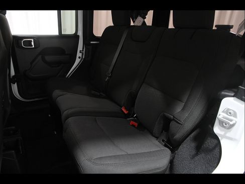 Used 2023 Jeep Wrangler Unlimited Sport AWD/4WD image 19