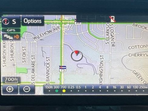 Used 2016 Toyota 4Runner Trail Premium AWD/4WD image 17