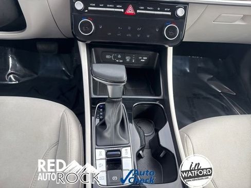 Used 2025 Hyundai Tucson SEL image 12