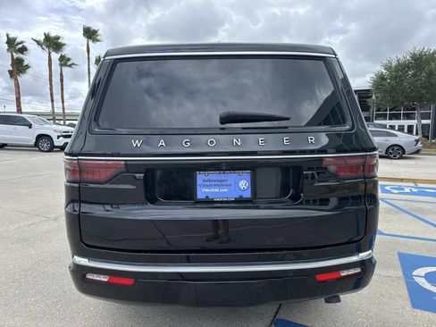 Used 2024 Jeep Wagoneer 2WD w/ Premium Group I image 6