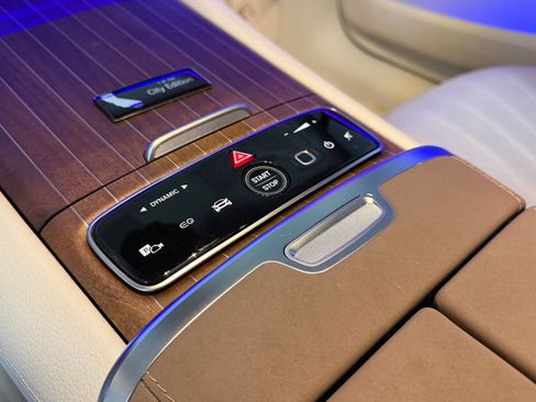 Certified 2023 Mercedes-Benz EQS 580 4MATIC Sedan image 31