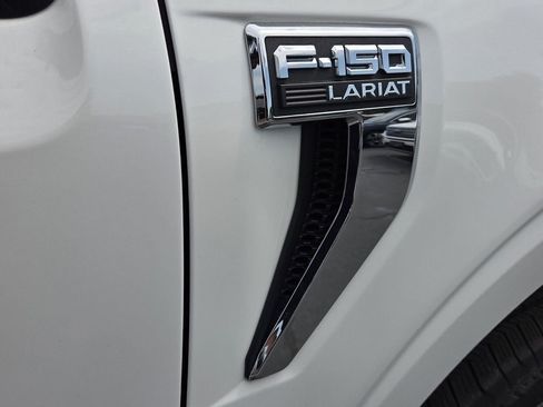 Used 2025 Ford F150 Lariat w/ Equipment Group 501A Mid AWD/4WD image 16