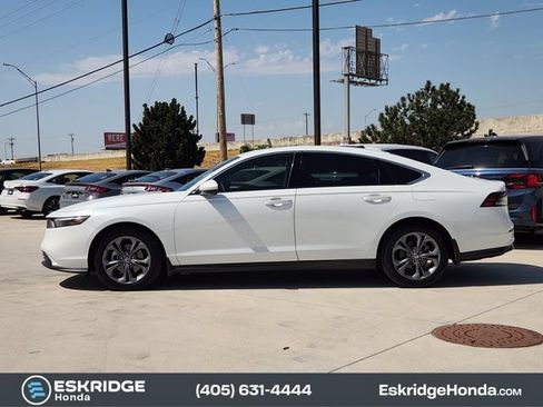 Used 2023 Honda Accord EX image 4
