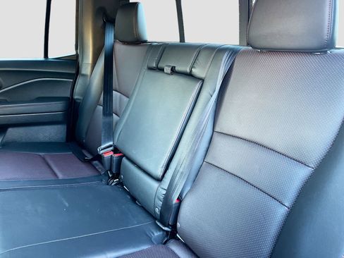 Used 2023 Honda Ridgeline Black Edition image 25