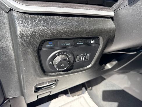 Used 2024 Jeep Grand Cherokee Limited 4xe AWD/4WD image 21