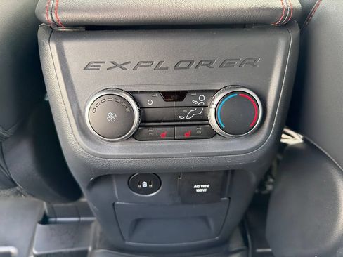 Used 2025 Ford Explorer ST AWD/4WD image 23