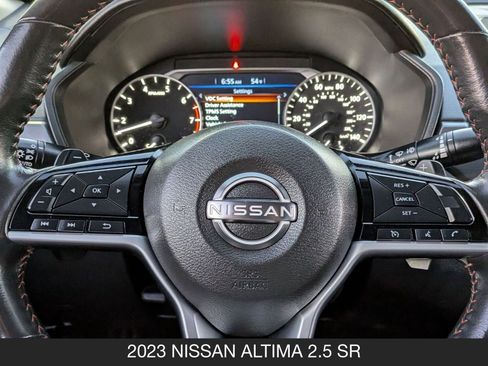 Certified 2023 Nissan Altima 2.5 SR image 13