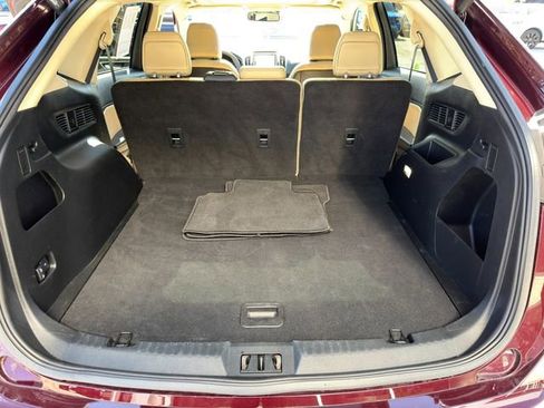 Used 2022 Ford Edge SEL w/ Convenience Package image 42