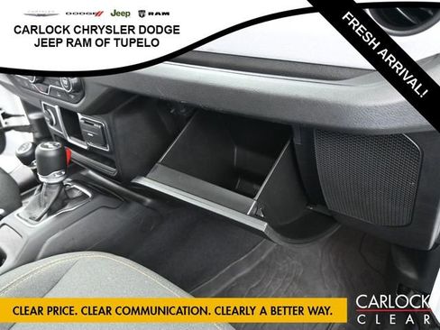 Used 2024 Jeep Wrangler Sport image 39