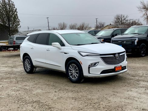 Used 2022 Buick Enclave Premium image 7