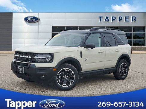 Used 2025 Ford Bronco Sport Outer Banks w/ Outer Banks Tech Package+ image 1